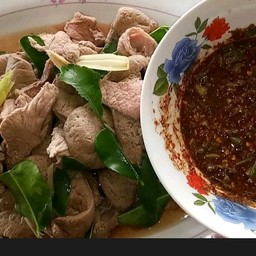 ลวกจิ้มเนื้อ