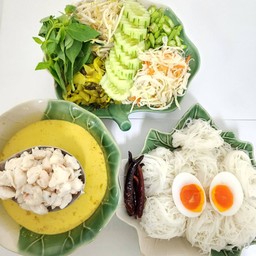 ขนมจีนน้ำยาปู (ชุดใหญ่)