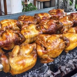 โคราชไก่หมุนน้ำผึ้ง แม่ริม