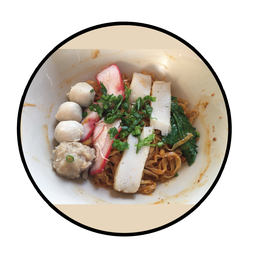 ก๋วยเตี๋ยวยายเอี้ยน สามแยกคลองเรียน