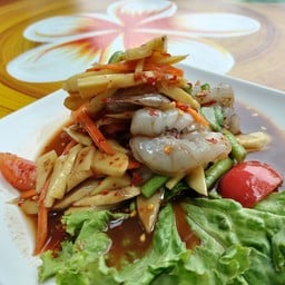 ตำหน่อไม้กุ้งสด