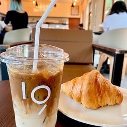 คาราเมลมัคคิอาโต้, ครัวซองค์