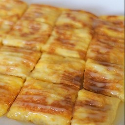 โรตีเม็ดมะม่วง-ลูกเกด-ไข่