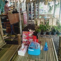 ร้านเจ๊สมร บันไดอาหารตามสั่ง