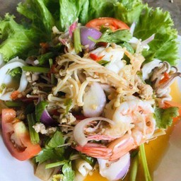 ยำเห็ดเข็มทอง