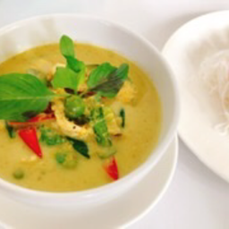 Khanom Jeen Green Curry