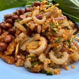 ยำบ้านยาย