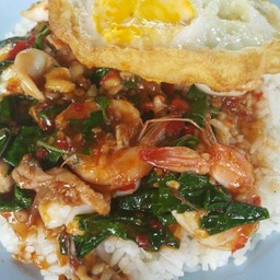 ข้าวกระเพรารวมมิตร