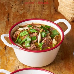 ต้มแซ่บเนื้อน่องลาย