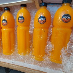 น้ำส้มสดเขียวหวานแท้100% 1