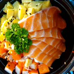 ข้าวด้งแซลมอนไข่หวานปูอัด ฟรีโค้ก 1 ขวด