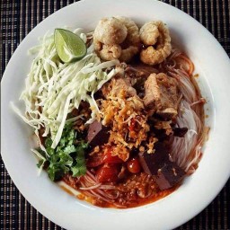 ขนมจีนยายบุญ ในซอยวัดพระนอนหนองผึ้ง
