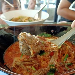 ก๋วยเตี๋ยวกระดูกอ่อน