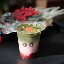 MATCHA STRAWBERRY LATTE
