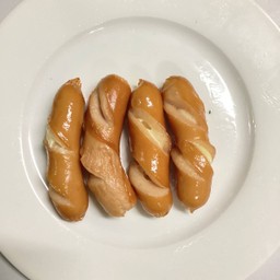 ไส้กรอกทอด4ชิ้น