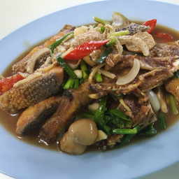 ปลาช่อนผัดขึ้นฉ่าย