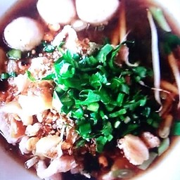 ป้าแจ๋วก๋วยเตี๋ยวหมูน้ำตก 29฿