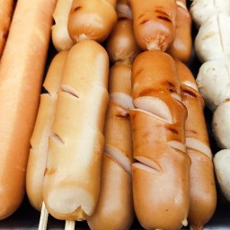 ร้านBBลูกชิ้นปิ้งเตาถ่าน