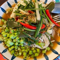 ขนมจีนน้ำยาคุณโอม