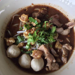 ชายสี่ บะหมี่เกี๊ยว บ้านคลอง