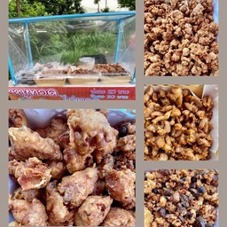 ข้าวเหนียวหมูทอด/ไก่ทอด หน้าปั๊ม ปตท. 345
