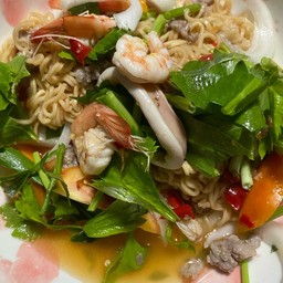 ยำมาม่่ารวมมิตร