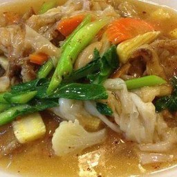 เส้นใหญ่ราดหน้า