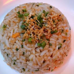 ข้าวผัดกระเทียม