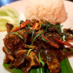 ร้านช้อนเขียว หลังม.ราชภัฏ