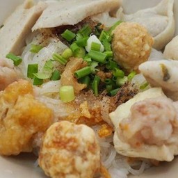 ตุ๊กตา ก๋วยเตี๋ยวนายแคระ