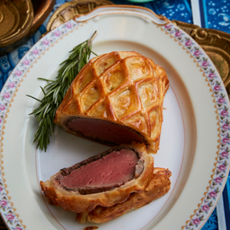 (L) Beef Wellington