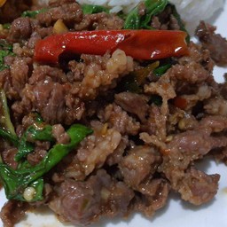 ข้าวราดกะเพราเนื้อสับ