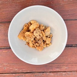 กากหมูเจียว