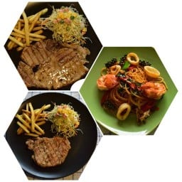 ข้าวยำไก่ซี๊ดดดด+ของทานเล่น .