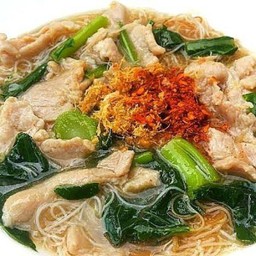 ราดหน้า [เส้นหมี่]