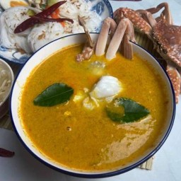 ขนมจีนอิ่มแปล้น้ำยาปู&ยำ&ส้มตำปากเจ่อ