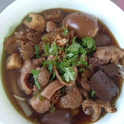 ก๋วยจั๊บสูตรโบราณ @กระดีเดียว