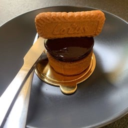 CHOUX CHOCOLATE GLAZED