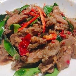 หมูชิ้น ผัดกะปิ