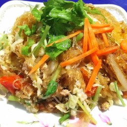 ผัดวุ้นเส้น
