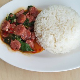 กระเพราแหนม + น้ำเก๊กฮวย