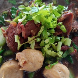 ก๋วยเตี๋ยวบ้านยิ้ม