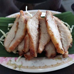 คอหมูย่างแท้