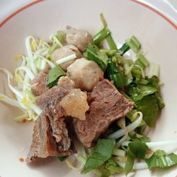ก๋วยเตี๋ยวเนื้อ   ลูกชิ้นเนื้อ+เนื้อเปื่อย