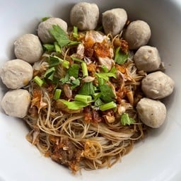 หมี่คลุกสูตรเด็ด