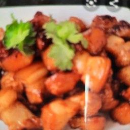 หมูกรอบคั่วเค็มเป็นกับข้าว