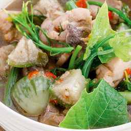 แกงอ่อมไก่