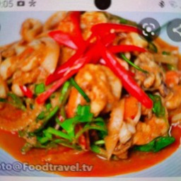 ผัดผงกะหรี่ทะเล เป็นกับข้าว