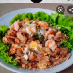 ก๋วยเตี๋ยวคั่วกุ้ง