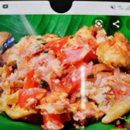ไข่เจียวแหนมเป็นกับข้าว